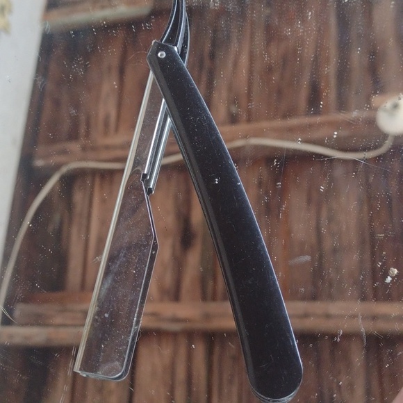 Vintage Straight Razor Set - Picture 2 of 4